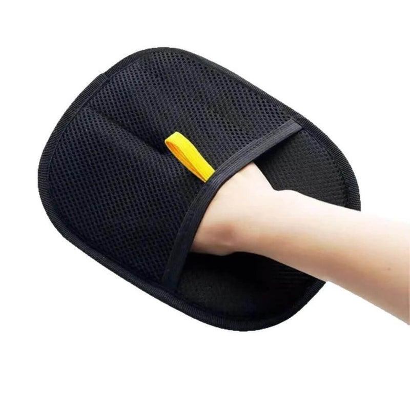 Static hair removal gloves