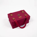 Magnetic cosmetic bag
