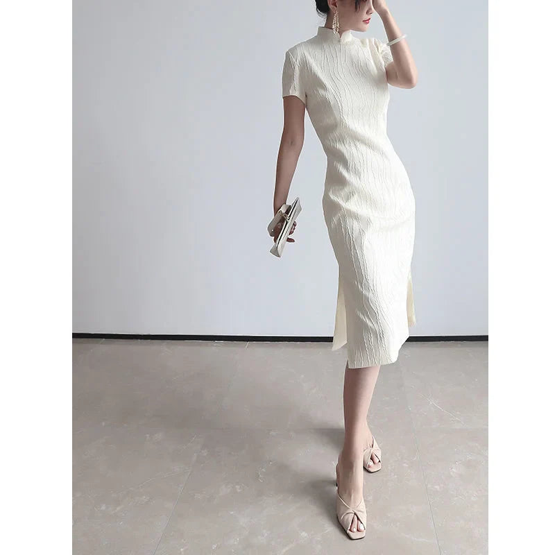 High-end Short Sleeved Cheongsam Dress Elegant Fashion Summer New Exquisite Jacquard White Temperament Celebrity Stand Collar