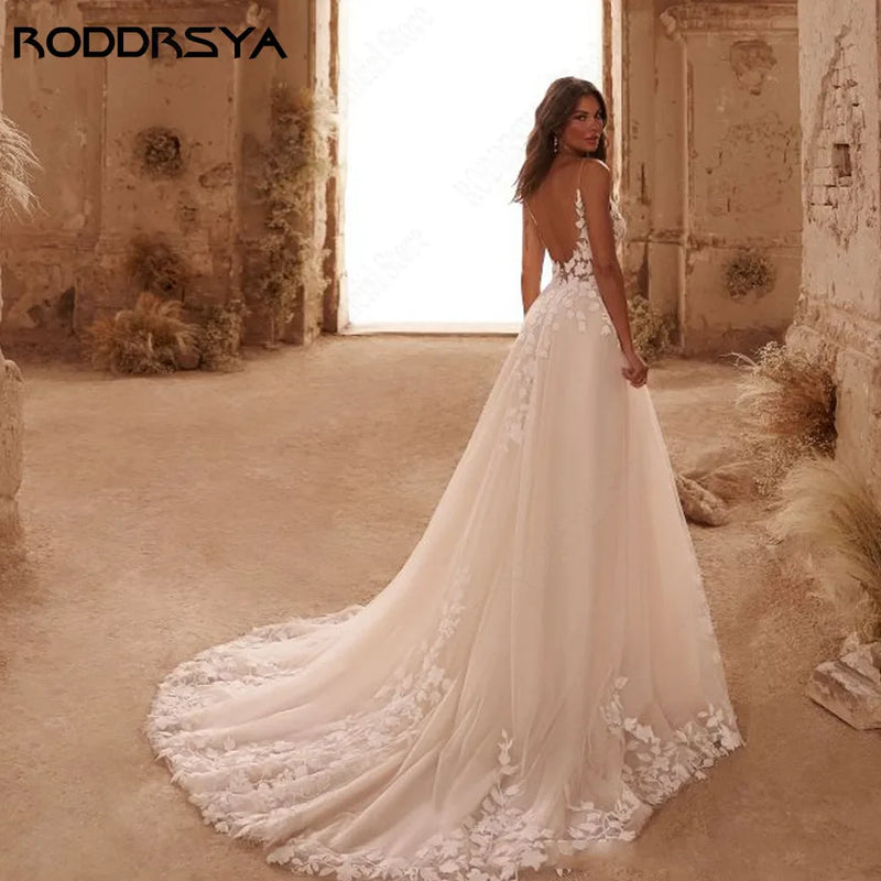 RODDRSYA Spaghetti Straps Glitter Wedding Dress Women V-Neck Applique Backless Boho Vestidos De Novia Sweep Train Customized