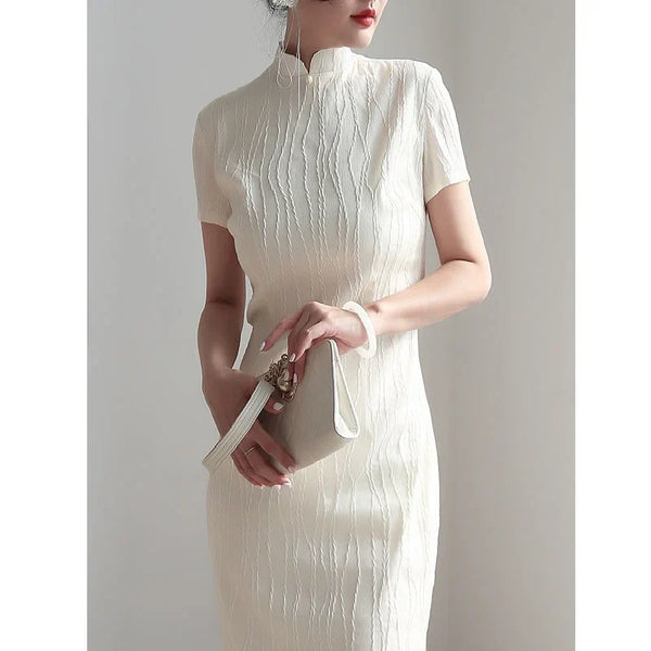High-end Short Sleeved Cheongsam Dress Elegant Fashion Summer New Exquisite Jacquard White Temperament Celebrity Stand Collar